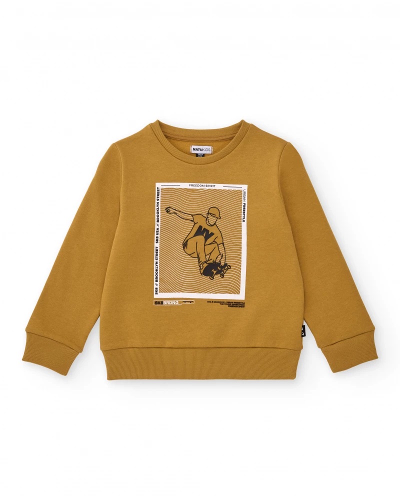 sudadera-mostaza-para-nino-con-estampado-de-skater